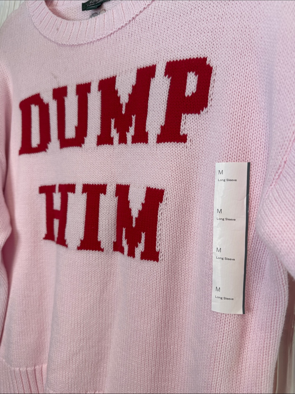 wild fable Pink Crewneck Sweater with Red 'DUMP HIM' Lettering N0696 - Picture 3 of 7